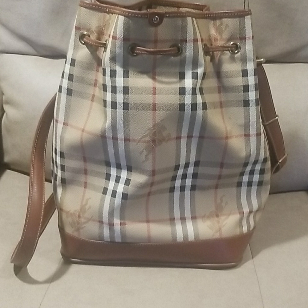 AUTHENTIC BURBERRY SHOULDER BAG